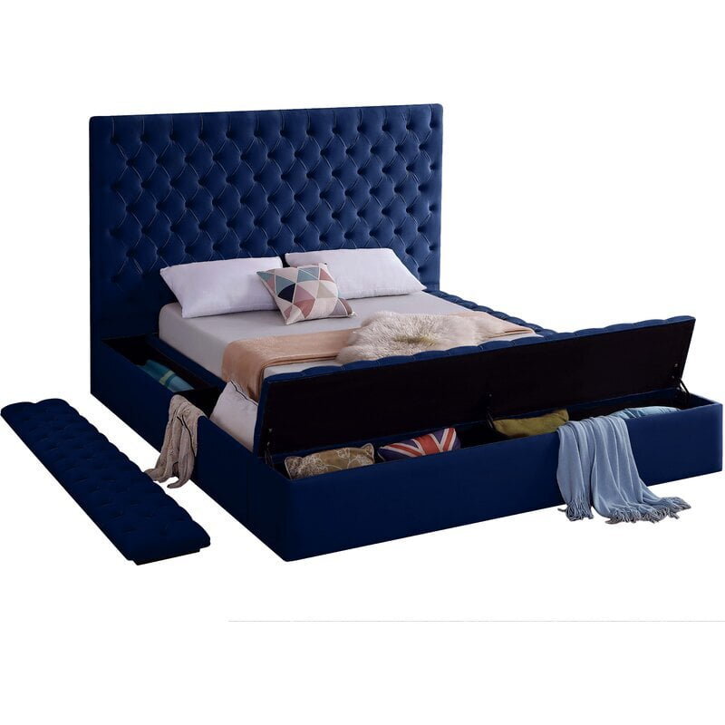 King size bed King size bed